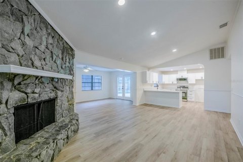 House in Longwood, Florida 3 bedrooms, 154.03 sq.m. № 1812416 - photo 3