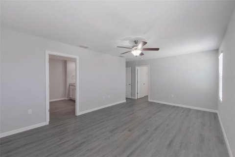 Villa ou maison à louer à Ocala, Floride: 5 chambres, 220.18 m2 № 2383859 - photo 17