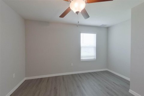 Villa ou maison à louer à Ocala, Floride: 5 chambres, 220.18 m2 № 2383859 - photo 10