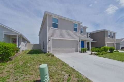 Villa ou maison à louer à Ocala, Floride: 5 chambres, 220.18 m2 № 2383859 - photo 3