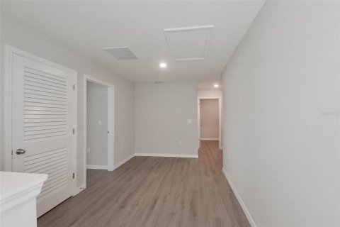 Villa ou maison à louer à Ocala, Floride: 5 chambres, 220.18 m2 № 2383859 - photo 14
