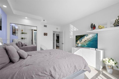 Condo in Aventura, Florida, 2 bedrooms  № 1971639 - photo 27