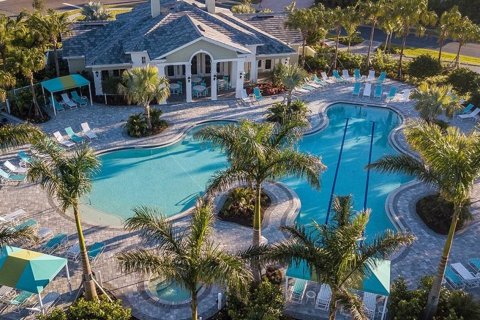 BOCA ROYALE GOLF AND COUNTRY CLUB sobre plano en Englewood, Florida № 196011 - foto 1