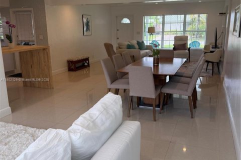 Villa ou maison à vendre à Oakland Park, Floride: 3 chambres, 149.67 m2 № 1958417 - photo 10