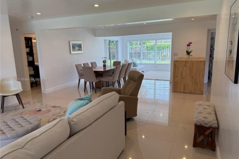 Villa ou maison à vendre à Oakland Park, Floride: 3 chambres, 149.67 m2 № 1958417 - photo 8