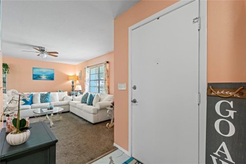 House in Spring Hill, Florida 2 bedrooms, 147.53 sq.m. № 1833060 - photo 10