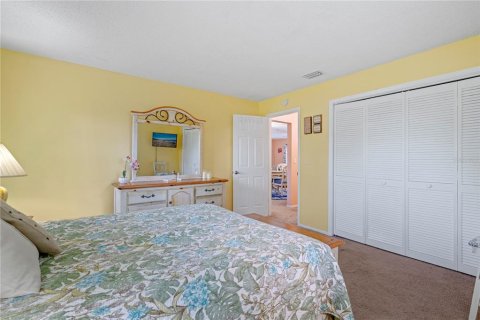 House in Spring Hill, Florida 2 bedrooms, 147.53 sq.m. № 1833060 - photo 14