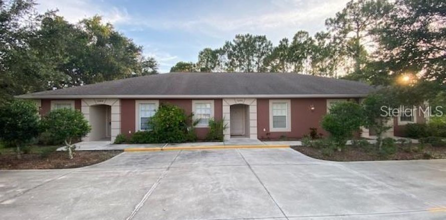 Commercial property in Punta Gorda, Florida 6 bedrooms, 272.95 sq.m. № 1822649