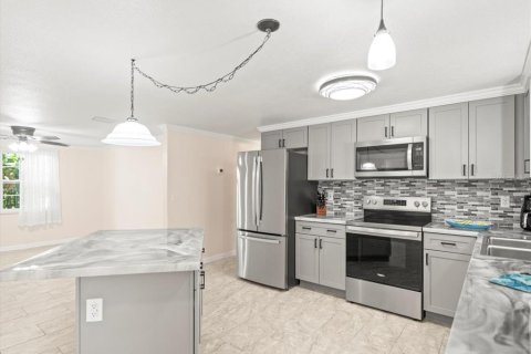 Casa en venta en Hernando Beach, Florida, 3 dormitorios, 129.32 m2 № 1911587 - foto 14