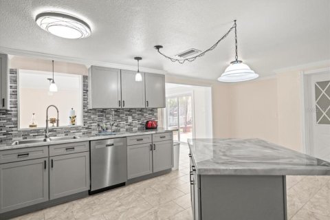 Casa en venta en Hernando Beach, Florida, 3 dormitorios, 129.32 m2 № 1911587 - foto 13