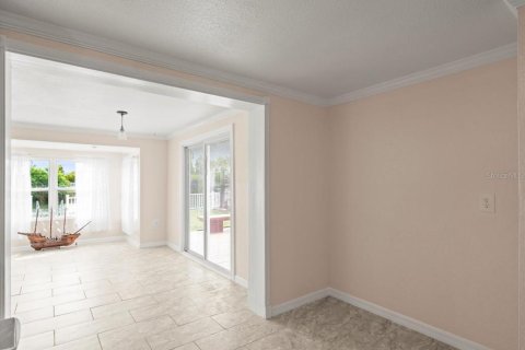 Casa en venta en Hernando Beach, Florida, 3 dormitorios, 129.32 m2 № 1911587 - foto 16