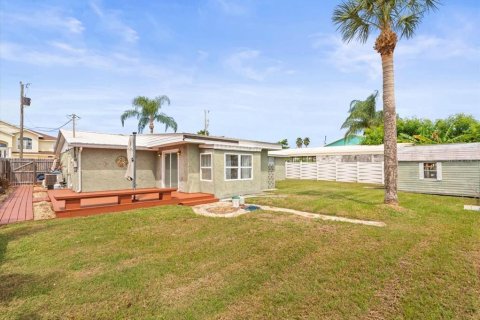 Casa en venta en Hernando Beach, Florida, 3 dormitorios, 129.32 m2 № 1911587 - foto 4