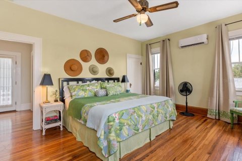 Casa en venta en Bradenton, Florida, 3 dormitorios, 312.52 m2 № 1757557 - foto 5