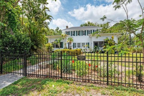 Casa en venta en Bradenton, Florida, 3 dormitorios, 312.52 m2 № 1757557 - foto 1
