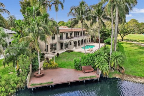 House in Hollywood, Florida 5 bedrooms, 617.89 sq.m. № 2030741 - photo 9