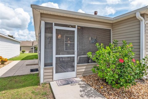 House in The Villages, Florida 2 bedrooms, 107.4 sq.m. № 1879987 - photo 5