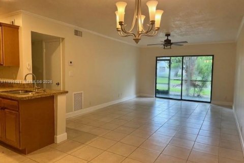 Copropriété à vendre à Oakland Park, Floride: 2 chambres, 97.55 m2 № 2063676 - photo 11