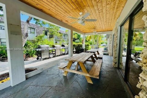 Copropriété à vendre à Oakland Park, Floride: 2 chambres, 97.55 m2 № 2063676 - photo 6