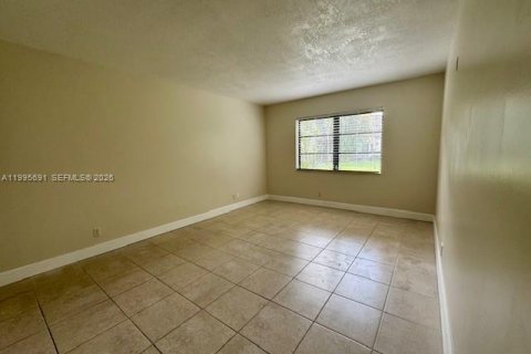 Copropriété à vendre à Oakland Park, Floride: 2 chambres, 97.55 m2 № 2063676 - photo 24