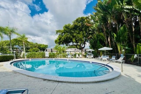 Copropriété à vendre à Oakland Park, Floride: 2 chambres, 97.55 m2 № 2063676 - photo 3