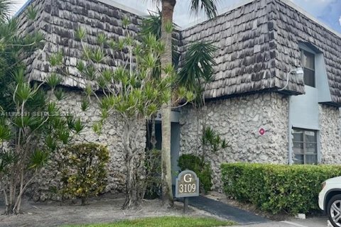 Copropriété à vendre à Oakland Park, Floride: 2 chambres, 97.55 m2 № 2063676 - photo 8