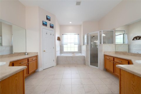 Villa ou maison à vendre à Deltona, Floride: 4 chambres, 229.84 m2 № 1886357 - photo 25
