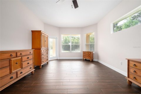 Villa ou maison à vendre à Deltona, Floride: 4 chambres, 229.84 m2 № 1886357 - photo 28