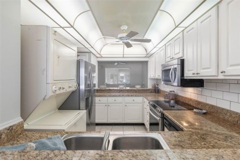 Condo in Ormond Beach, Florida, 2 bedrooms  № 1873734 - photo 28