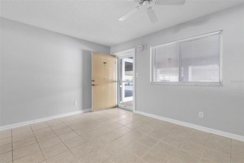 Condo in Ormond Beach, Florida, 2 bedrooms  № 1873734 - photo 21