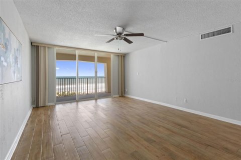 Condo in Ormond Beach, Florida, 2 bedrooms  № 1873734 - photo 8