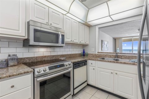 Condo in Ormond Beach, Florida, 2 bedrooms  № 1873734 - photo 24
