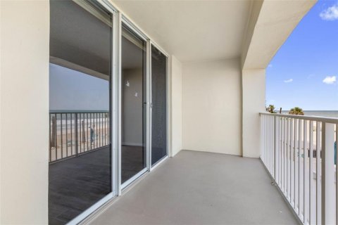 Condo in Ormond Beach, Florida, 2 bedrooms  № 1873734 - photo 10
