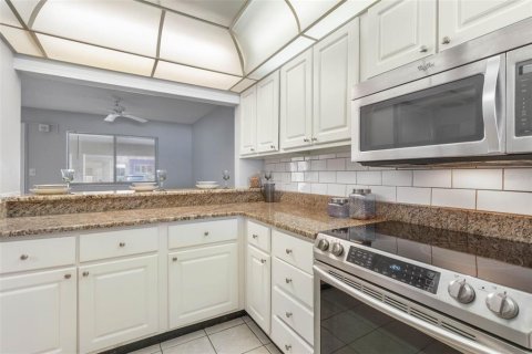Condo in Ormond Beach, Florida, 2 bedrooms  № 1873734 - photo 27