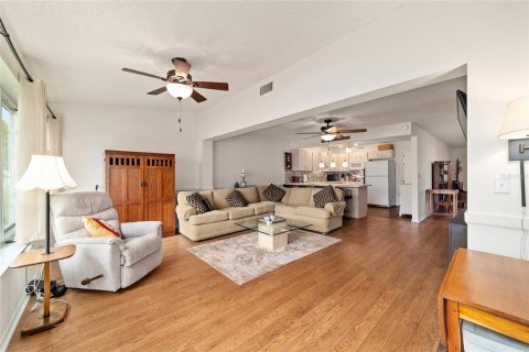 House in Ocala, Florida 2 bedrooms, 142.14 sq.m. № 1796892 - photo 26