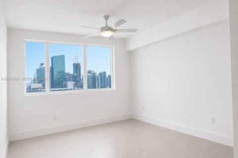 Copropriété à louer à Miami, Floride: 3 chambres, 126.63 m2 № 2169034 - photo 7