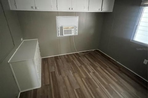 Снять в аренду квартиру в Клируотер, Флорида 5 комнат, 74.32м2, № 1511714 - фото 7