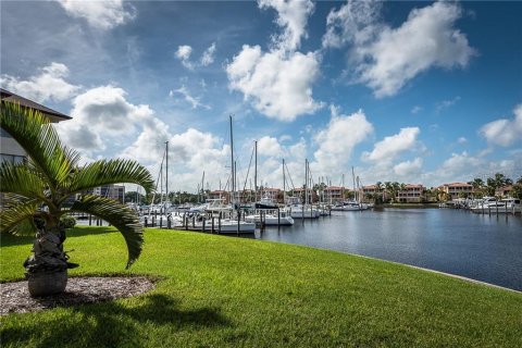 Copropriété à louer à Punta Gorda, Floride: 2 chambres, 140.84 m2 № 242176 - photo 25