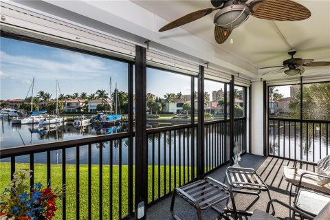 Copropriété à louer à Punta Gorda, Floride: 2 chambres, 140.84 m2 № 242176 - photo 13