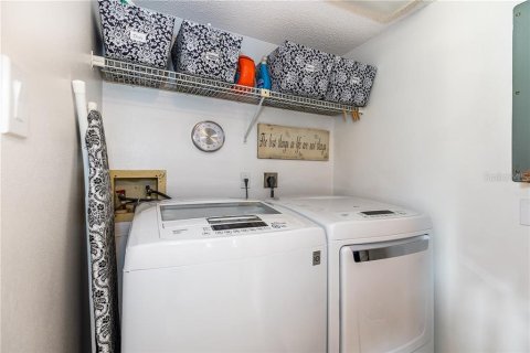 Copropriété à louer à Punta Gorda, Floride: 2 chambres, 140.84 m2 № 242176 - photo 18