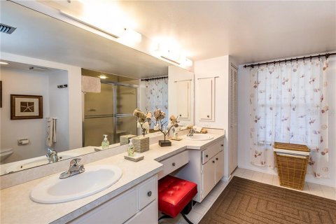 Copropriété à louer à Punta Gorda, Floride: 2 chambres, 140.84 m2 № 242176 - photo 16