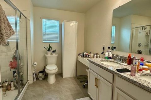 House in Clermont, Florida 5 bedrooms, 236.53 sq.m. № 2218549 - photo 30