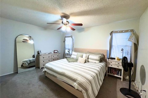 House in Oldsmar, Florida 4 bedrooms, 141.49 sq.m. № 1888612 - photo 16