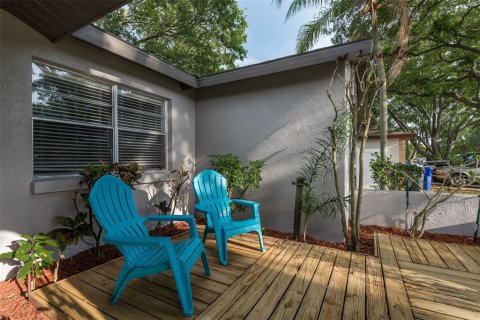 House in Oldsmar, Florida 4 bedrooms, 141.49 sq.m. № 1888612 - photo 4