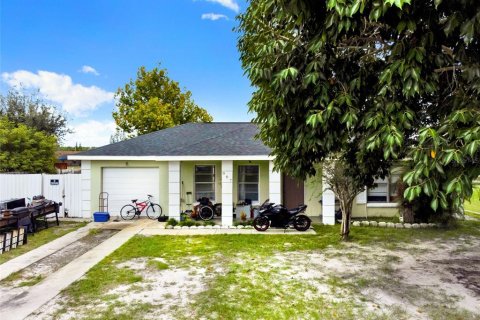 Casa en venta en Kissimmee, Florida, 2 dormitorios, 92.9 m2 № 1914758 - foto 3