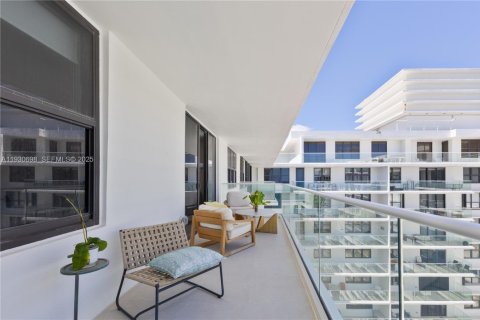 Copropriété à louer à Bal Harbour, Floride: 2 chambres, 128.95 m2 № 1989463 - photo 13