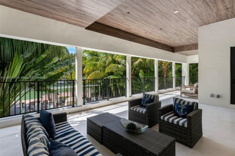 Villa ou maison à louer à Miami Beach, Floride: 8 chambres, 600.06 m2 № 1961413 - photo 18