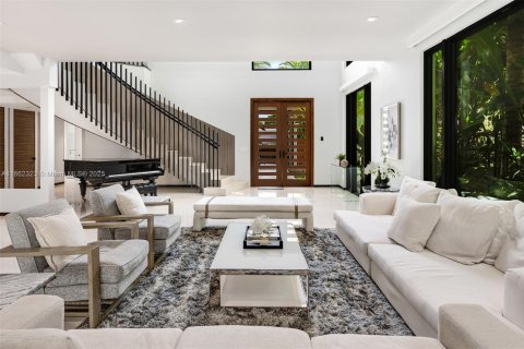 Villa ou maison à louer à Miami Beach, Floride: 8 chambres, 600.06 m2 № 1961413 - photo 3
