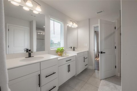 Casa en venta en Land O' Lakes, Florida, 4 dormitorios, 220.18 m2 № 1907008 - foto 29