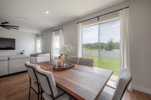 Casa en venta en Land O' Lakes, Florida, 4 dormitorios, 220.18 m2 № 1907008 - foto 10