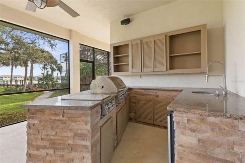 House in Palm Coast, Florida 3 bedrooms, 231.05 sq.m. № 1523727 - photo 13